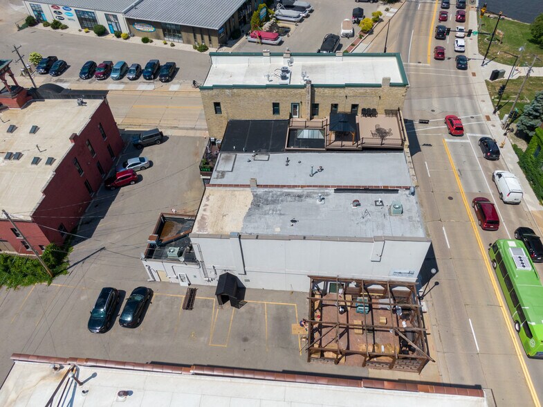 More Photos Of 601-607 S Main St, Oshkosh Office Residential For Sale