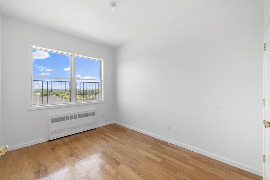 More Photos Of 342 Blauvelt Rd, Monsey Apartments For Sale