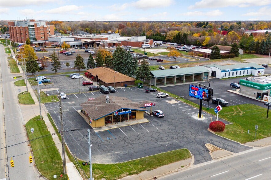 More Photos Of 1380 Wright Ave, Alma Freestanding For Sale