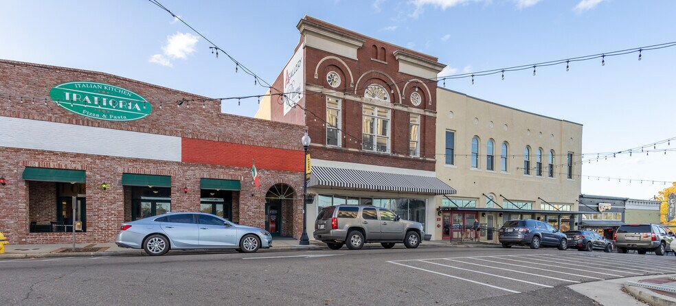 Primary Photo Of 134 E Front St, Hattiesburg Restaurant For Sale