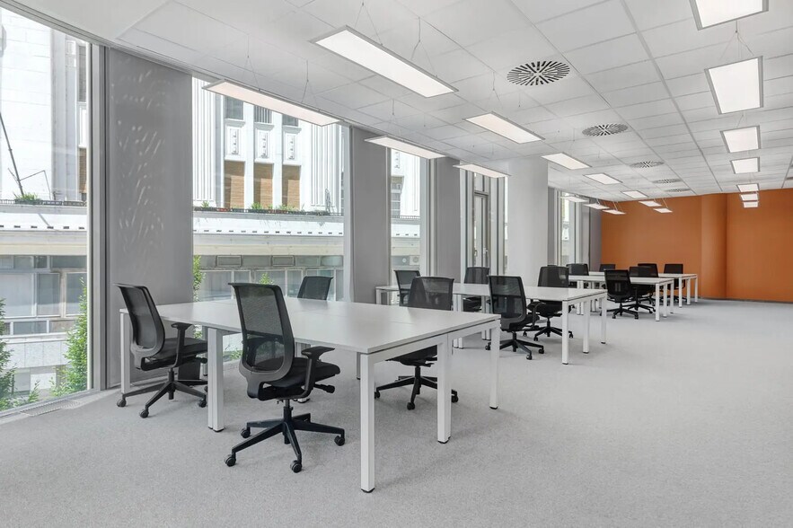More Photos Of 1 Esplanade Miriam Makeba, Villeurbanne Office For Lease