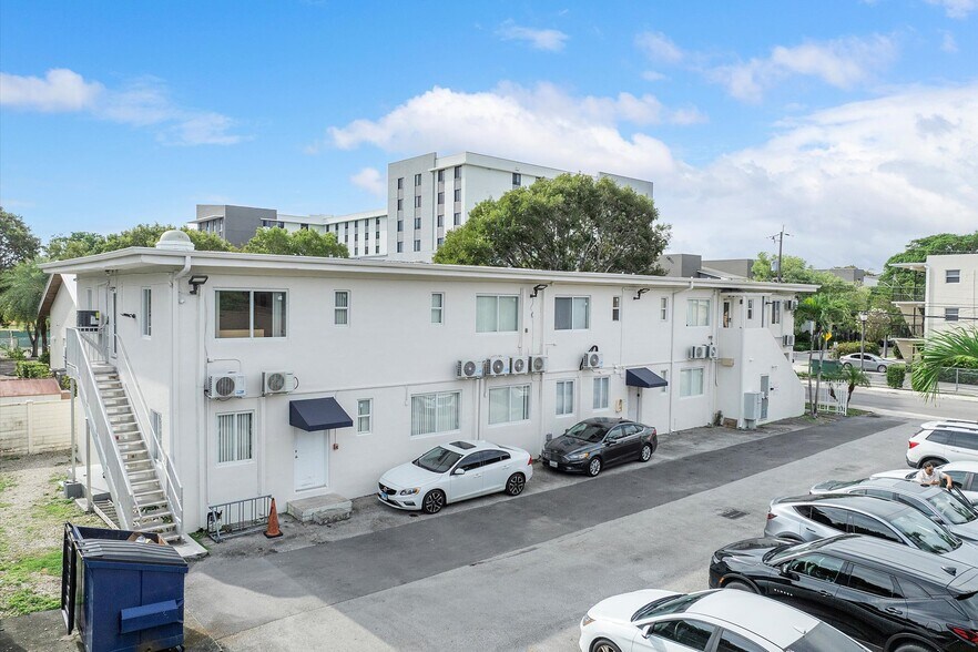 More Photos Of 6647 SW 59th Pl, Miami Apartments For Sale