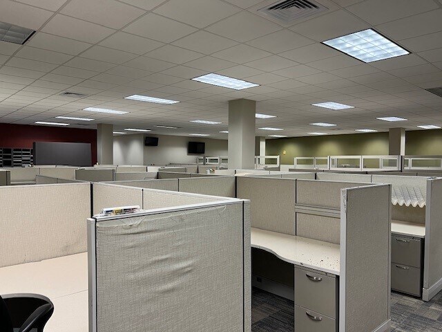 More Photos Of 6301 Airline Drive, Metairie Office For Sale