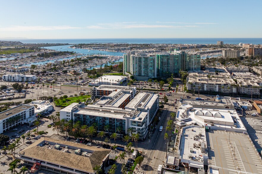 More Photos Of 13488 Maxella Ave, Marina Del Rey Apartments For Lease