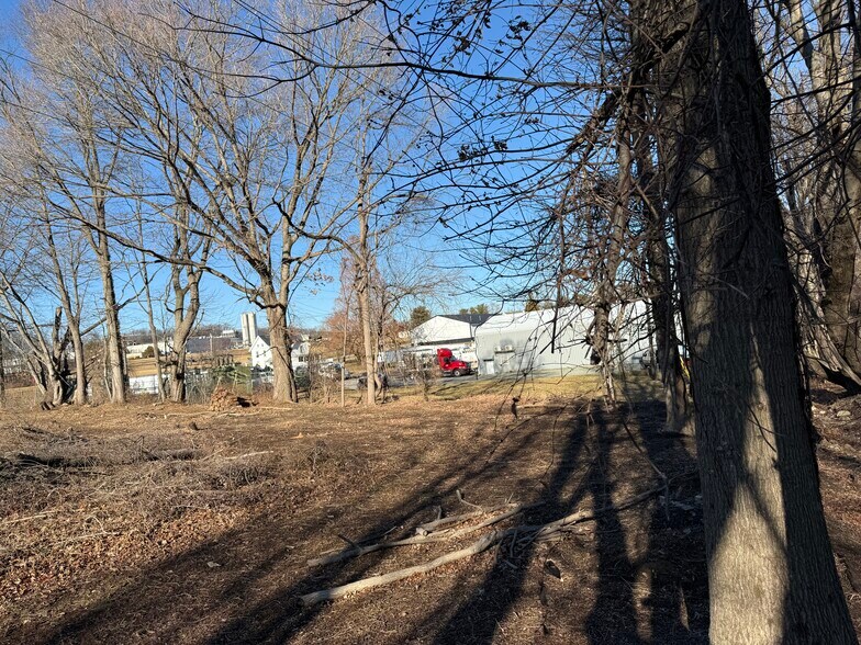 More Photos Of 651 Lincoln St, Oxford Land For Sale