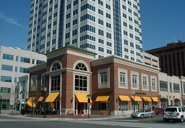 More Photos Of 222 Central Park Ave, Virginia Beach Office For Lease