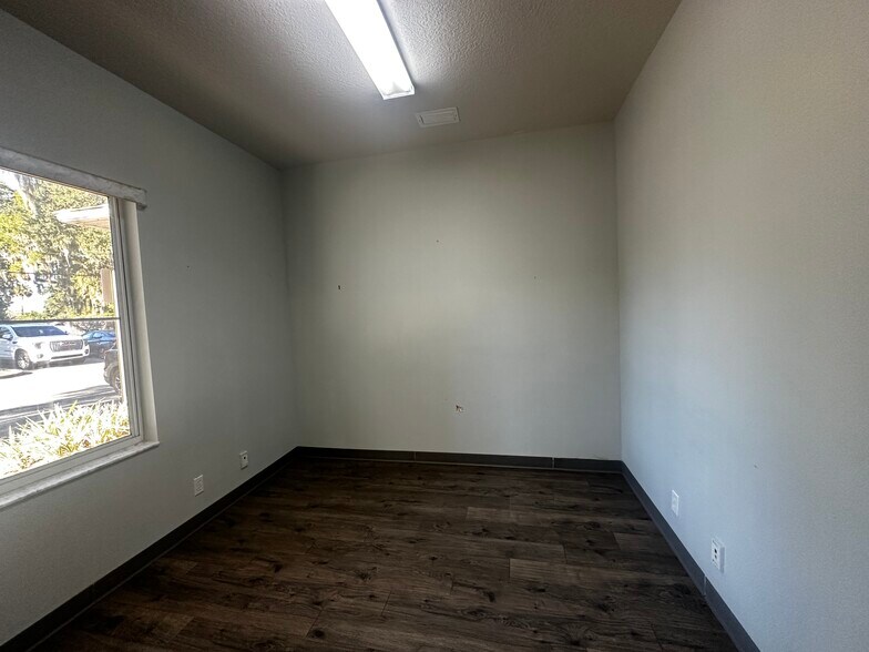 More Photos Of 1302 SE 25th Loop, Ocala Medical For Lease