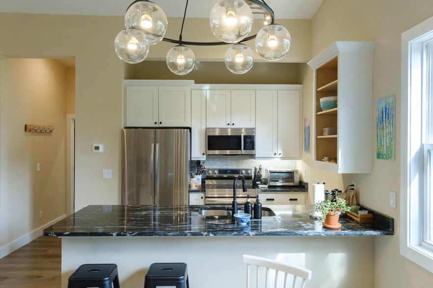 More Photos Of 14 Red Maple Dr, Weaverville Multifamily For Sale