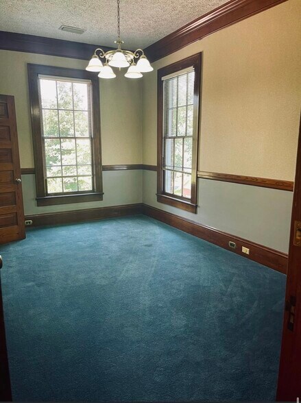 More Photos Of 210 Valdese Ave, Morganton Office For Lease
