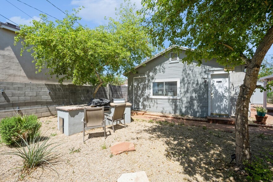 More Photos Of 316 E Vogel Ave, Phoenix Apartments For Sale