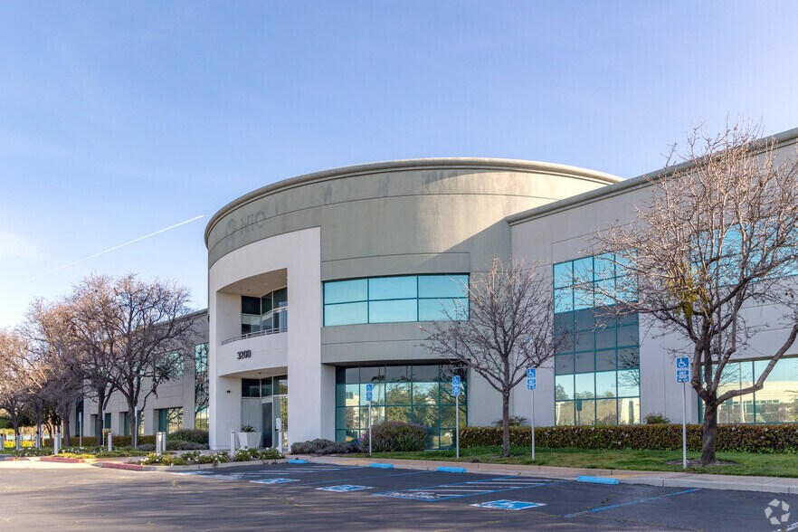 More Photos Of 3200 N 1st St, San Jose Research And Development For Lease