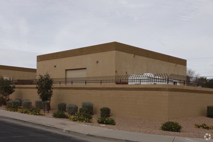More Photos Of 512 W 2nd Ave, Mesa Warehouse For Sale