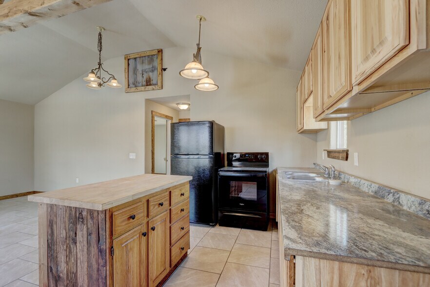 More Photos Of 27210 S Highway 125, Afton Apartments For Sale