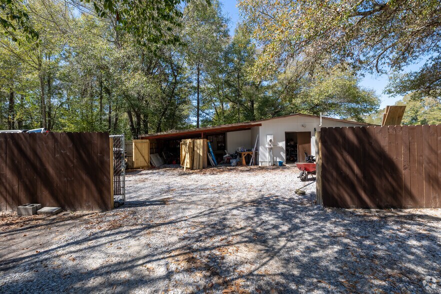 More Photos Of 125 N Davis Ln, Defuniak Springs Apartments For Sale