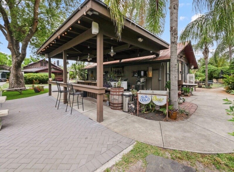 More Photos Of 4421 Edgewater Dr, Orlando Freestanding For Sale