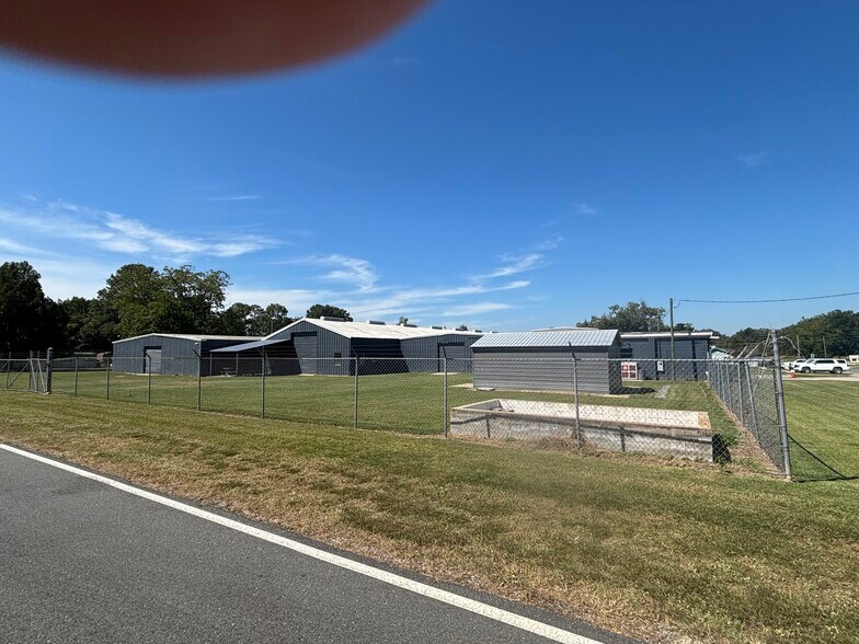 More Photos Of 1811 Florida Ave, Quincy Warehouse For Lease