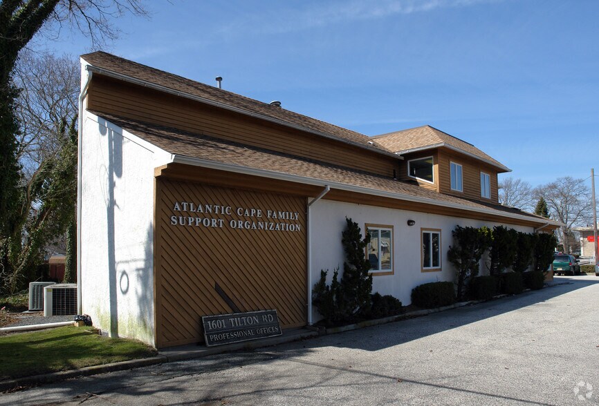More Photos Of 1500 Zion Rd, Northfield Medical For Sale