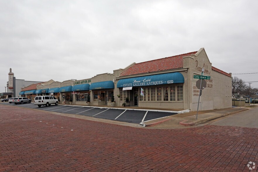 More Photos Of 4000 Camp Bowie Blvd, Fort Worth Unknown For Lease