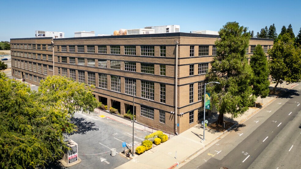 More Photos Of 1800 3rd St, Sacramento Loft Creative Space For Lease