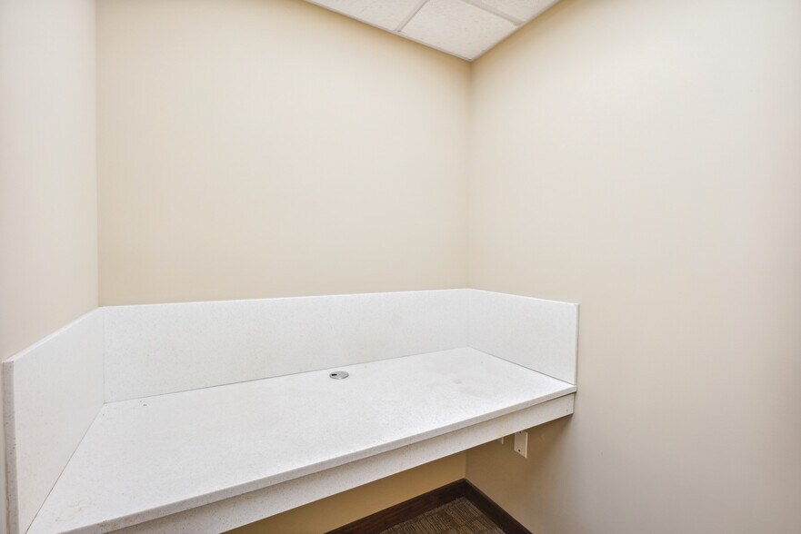 More Photos Of 1150 K St NW, Washington Apartments For Lease