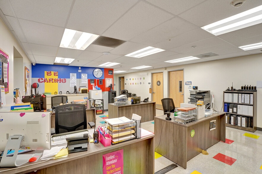 More Photos Of 8001 Santa Fe Ave, Huntington Park Schools For Sale