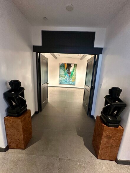 More Photos Of 560 S Paseo Dorotea, Palm Springs Medical For Lease