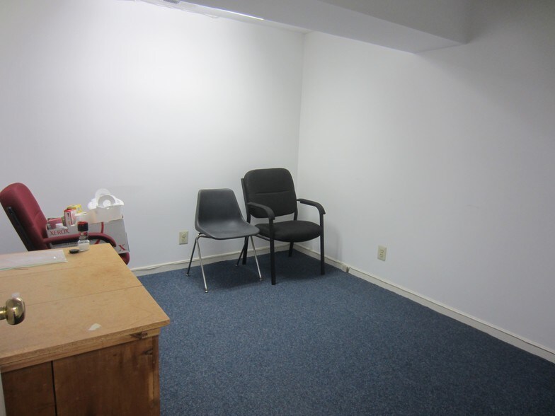 More Photos Of 301 S Main St, Doylestown Medical For Sale