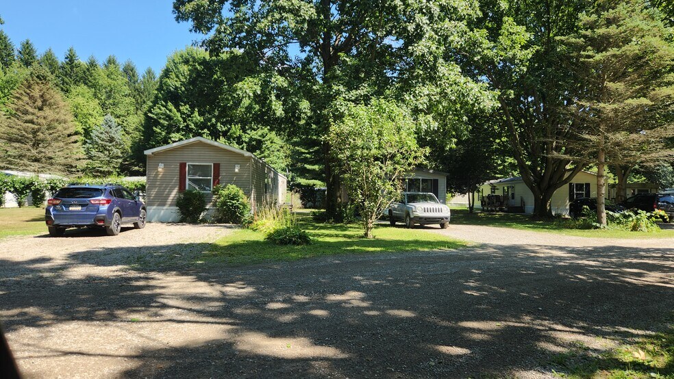 More Photos Of 11390 Cross Station Rd, Girard Manufactured Housing Mobile Home Park For Sale