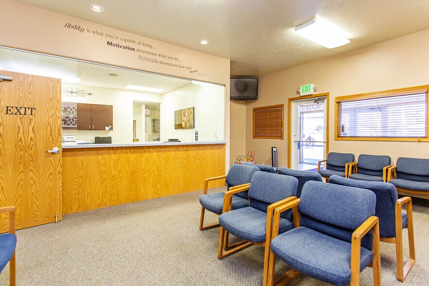More Photos Of 1263 Bennett Ave, Burley Medical For Sale
