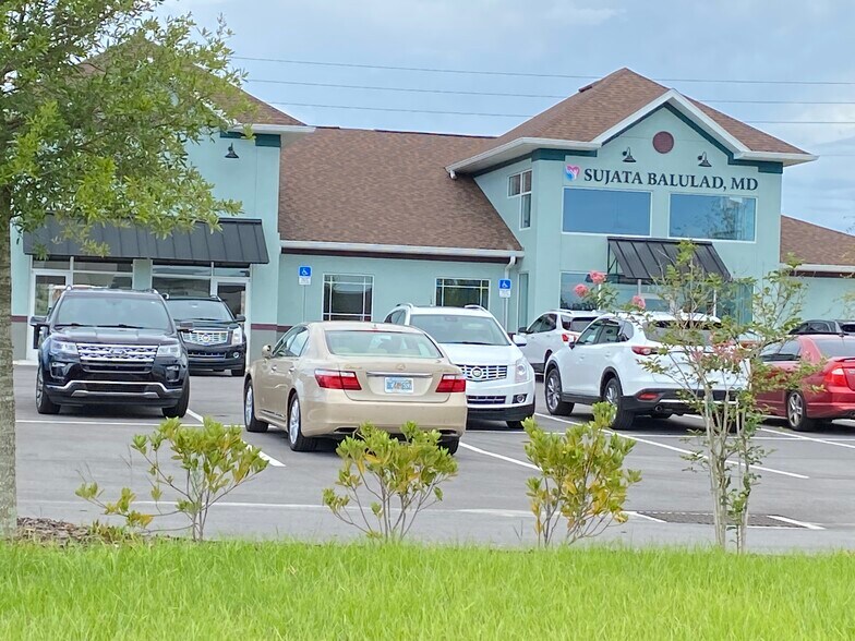 More Photos Of 17154 S US Highway 441, Summerfield Medical For Lease