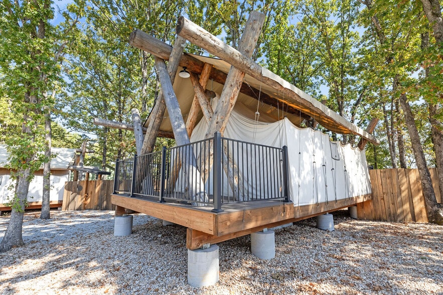 More Photos Of 26995 Reel Ln, Shell Knob Hotel For Sale