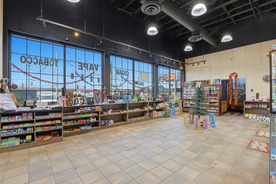 More Photos Of 613 Queen St, Southington Storefront For Sale