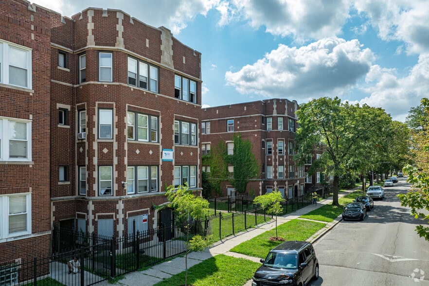 Primary Photo Of 7919 S Maryland Ave, Chicago Apartments For Sale