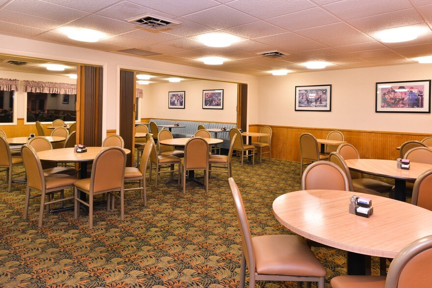 More Photos Of 2830 US Highway 160 W, Monte Vista Hotel For Sale