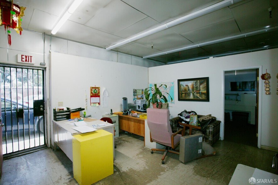 More Photos Of 611 85th Ave, Oakland Land For Sale