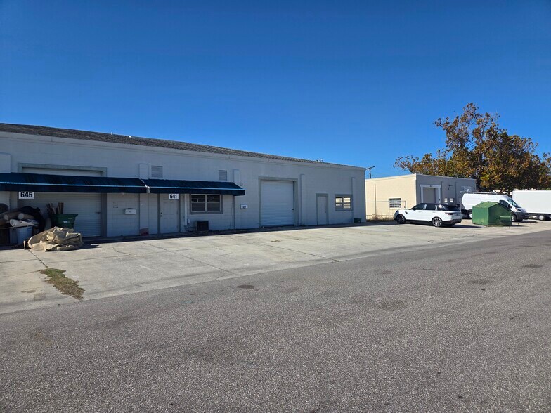 More Photos Of 635 Fern Dr, Merritt Island Warehouse For Lease