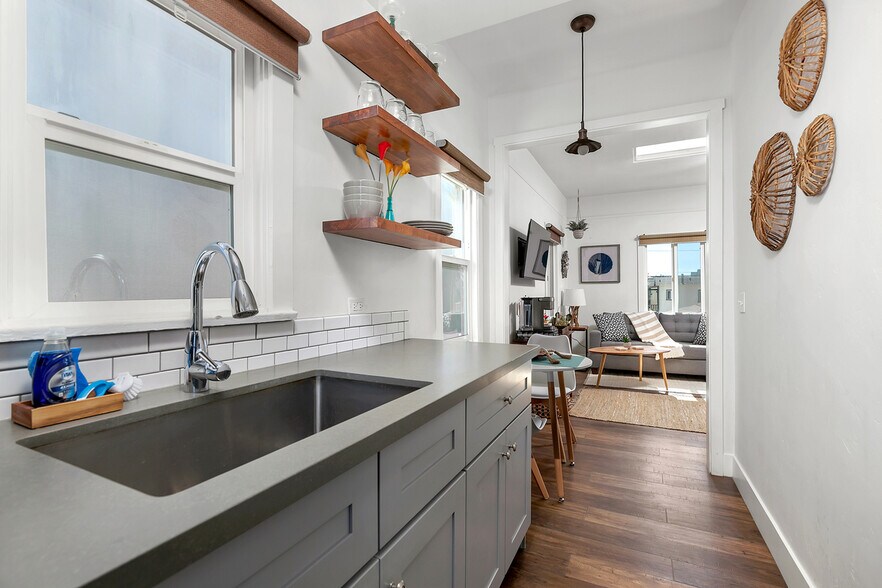 More Photos Of 818 Portsmouth Ct, San Diego Multifamily For Sale