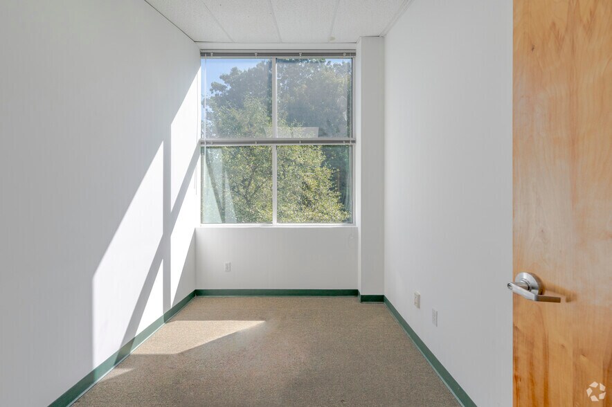 More Photos Of 243-247 Route 100, Somers Township Unknown For Lease