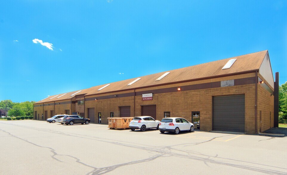 More Photos Of 1589 Reed Rd, Pennington Warehouse For Lease