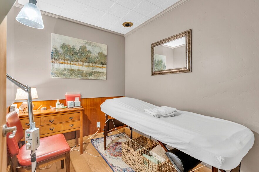 More Photos Of 34 S 500 E, Salt Lake City Medical For Lease