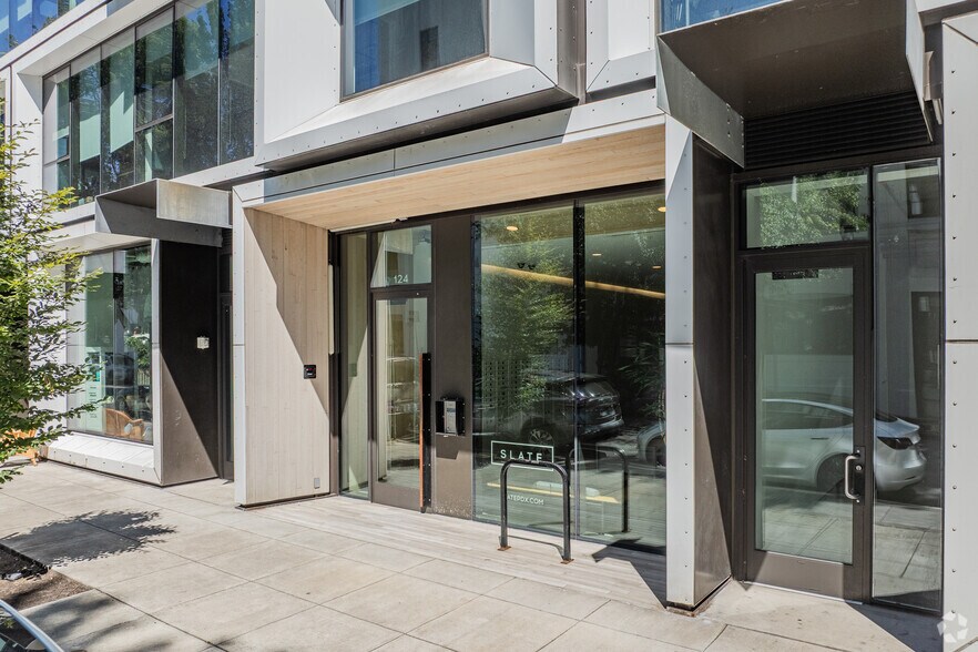 More Photos Of 329 NE Couch St, Portland Coworking Space