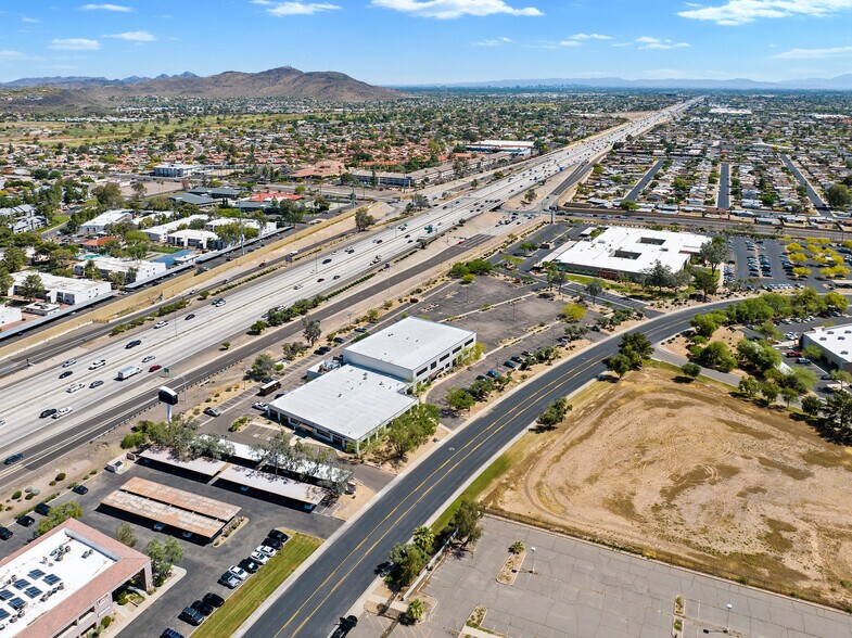 More Photos Of 15601 N 28th Ave, Phoenix Medical For Lease