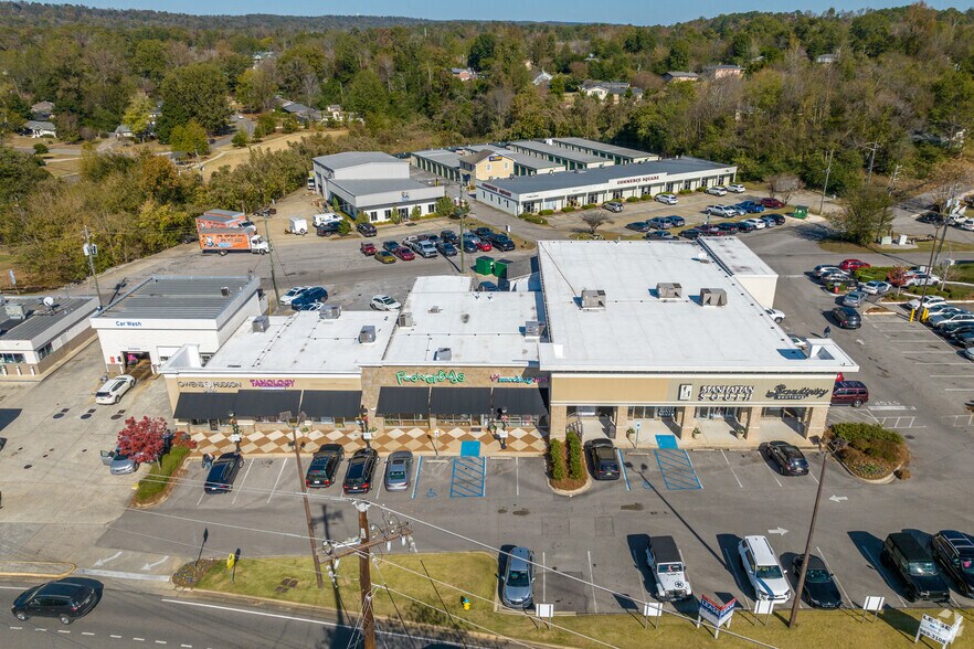 More Photos Of 3134-3172 Cahaba Heights Plz, Birmingham Unknown For Lease