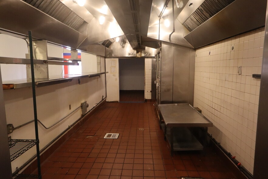 More Photos Of 4243 Montgomery Blvd NE, Albuquerque Restaurant For Lease