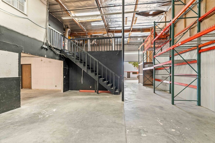 More Photos Of 1767 Standard Ave, Glendale Office For Lease