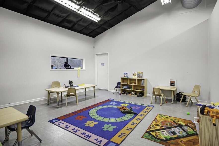 More Photos Of 903 Proton Rd, San Antonio Medical For Sale