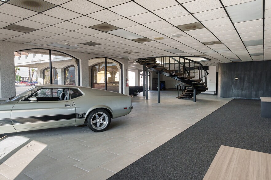 More Photos Of 83373-83407 State Highway 111, Indio Auto Dealership For Lease