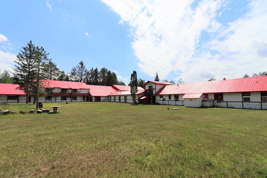 More Photos Of 9966 N State Road 27, Hayward Hotel For Sale