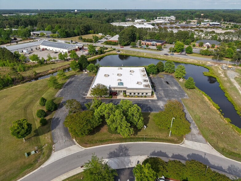 More Photos Of 230 N Equity Dr, Smithfield Medical For Lease