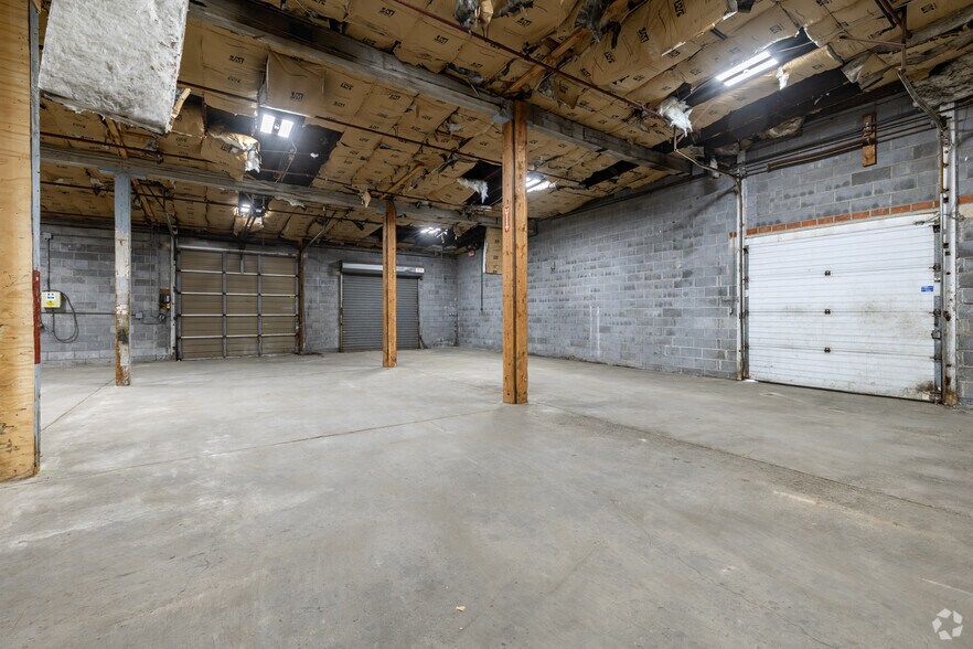 More Photos Of 185 Van Winkle Ave, Hawthorne Warehouse For Sale